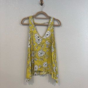 NWOT Lush Tissue Drape Tank Top in Yellow Floral
